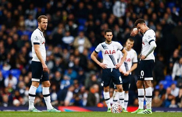 莱切vs都灵：班达、法尔科内首发，切-亚当斯、弗拉希奇出战