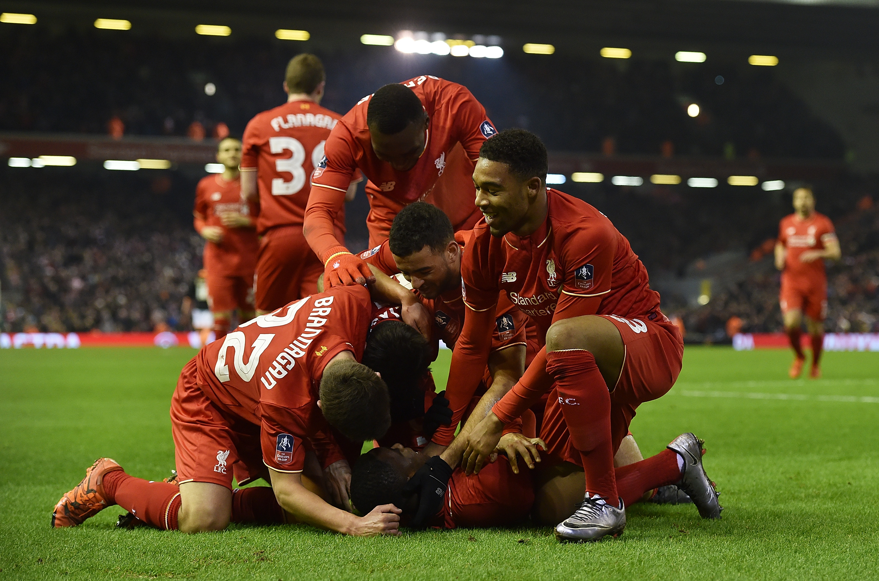 缺谁都能打！本赛季东契奇缺席的比赛湖人战绩4胜1负