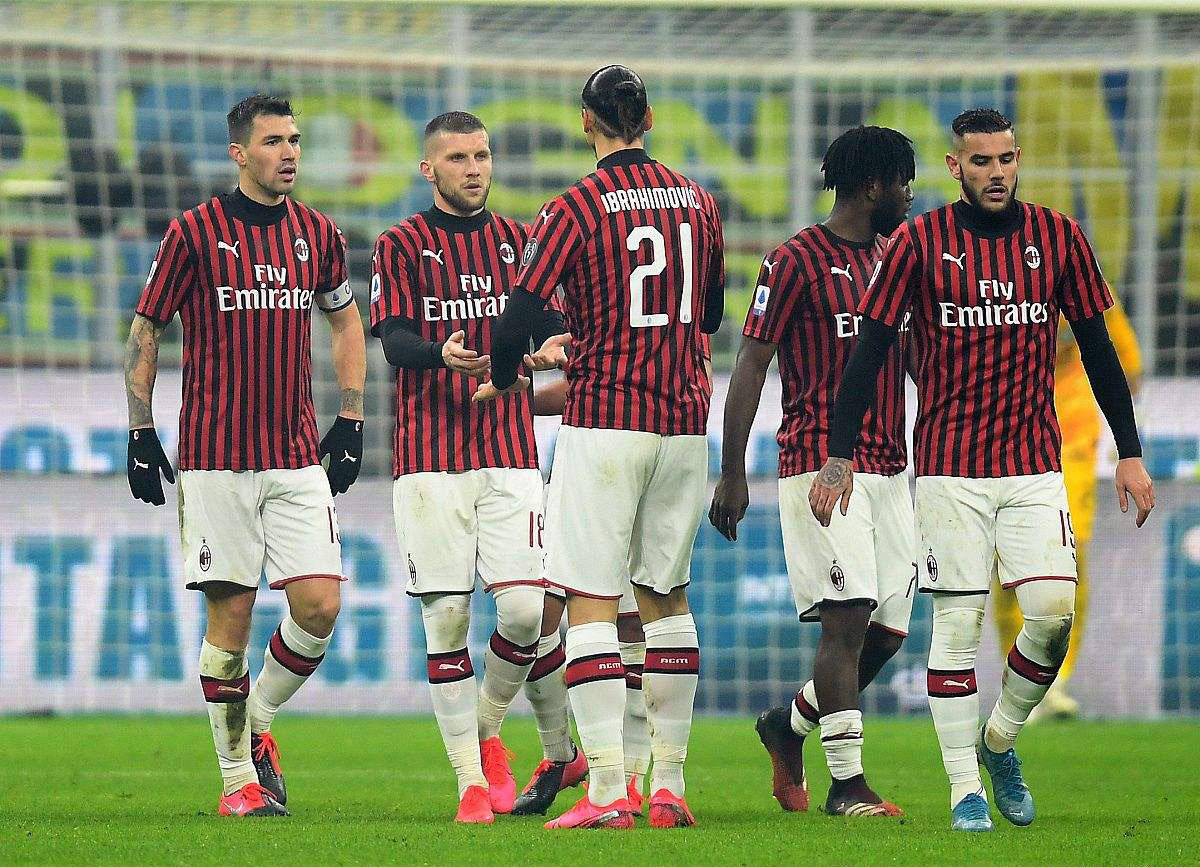 记者：埃贝尔明确表示，只有于帕离队拜仁才会签卢克巴