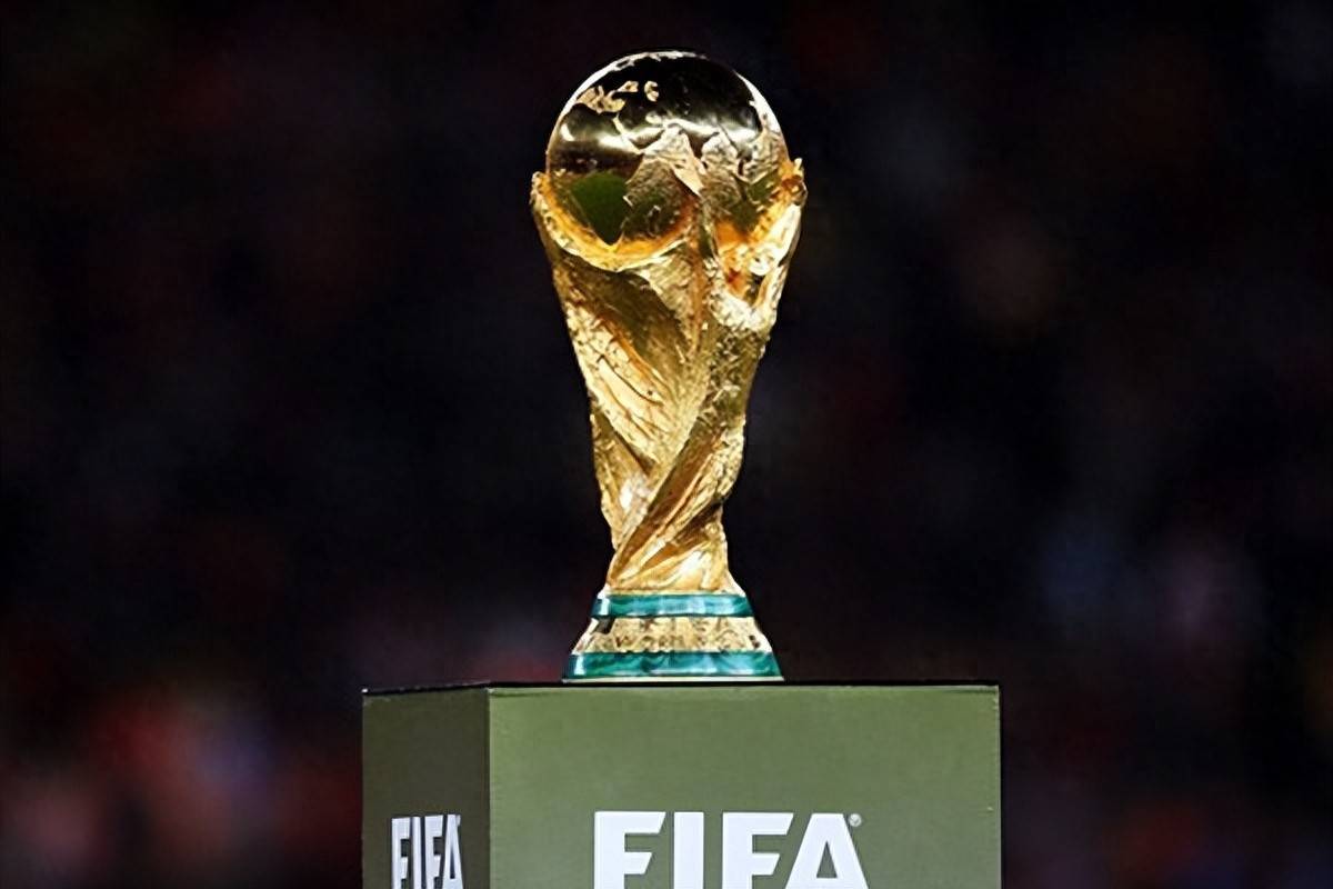 欧冠淘汰赛前瞻：拜仁主场迎战利物浦,